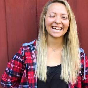 Meet your Posher, Anika